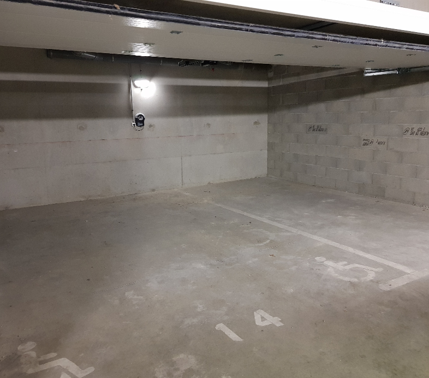 Parkings - Garages Haute-Garonne Toulouse - Photos Vivastreet garage box sécurisé