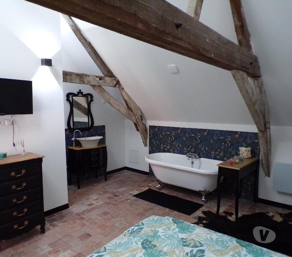 Vente Maison Nord Neuvilly - 59360 - Photos Vivastreet Corp de ferme rénové au cœur du village