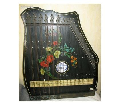 Instruments de musique Albertville Savoie - Photos Vivastreet Vends CITHARE Allemande SUPERBE SONORITE, 60 E, en SAVOIE