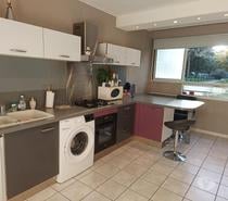 Appartement T4 81 m² RDC + cave Saint-Priest (69800)