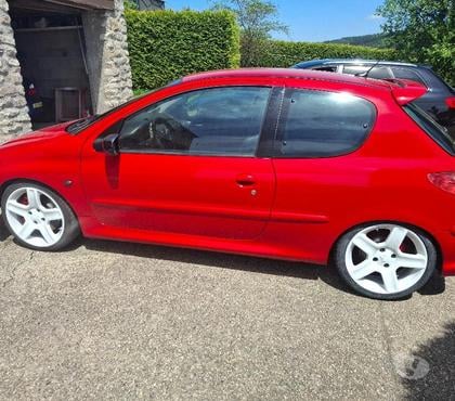 Voiture d'occasion Rochetaillee St Etienne - Photos Vivastreet 206 rc 2litre 205 ch
