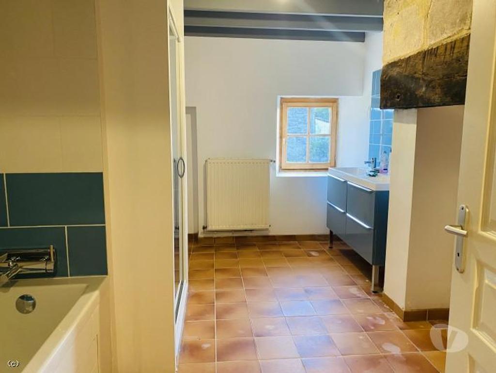 Vente Maison Charente Villefagnan - 16240 - Photos Vivastreet Charmante Maison de Trois Chambres Renovée avec des Materiaux...