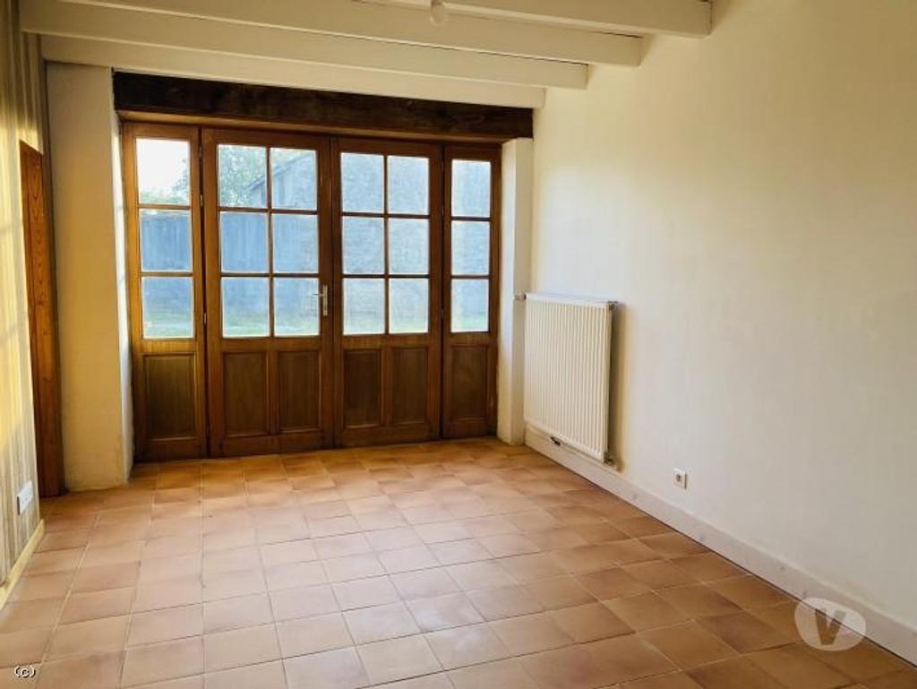 Vente Maison Charente Villefagnan - 16240 - Photos Vivastreet Charmante Maison de Trois Chambres Renovée avec des Materiaux...