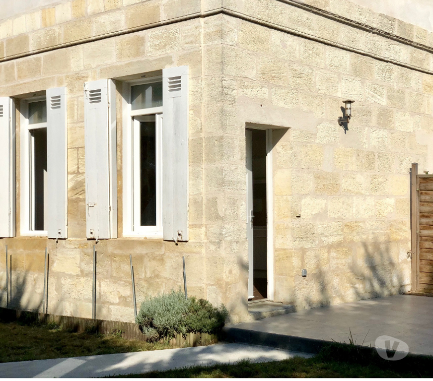 Location appartement Gironde Talence - 33400 - Photos Vivastreet T2 meublé avec petit jardin, proche université
