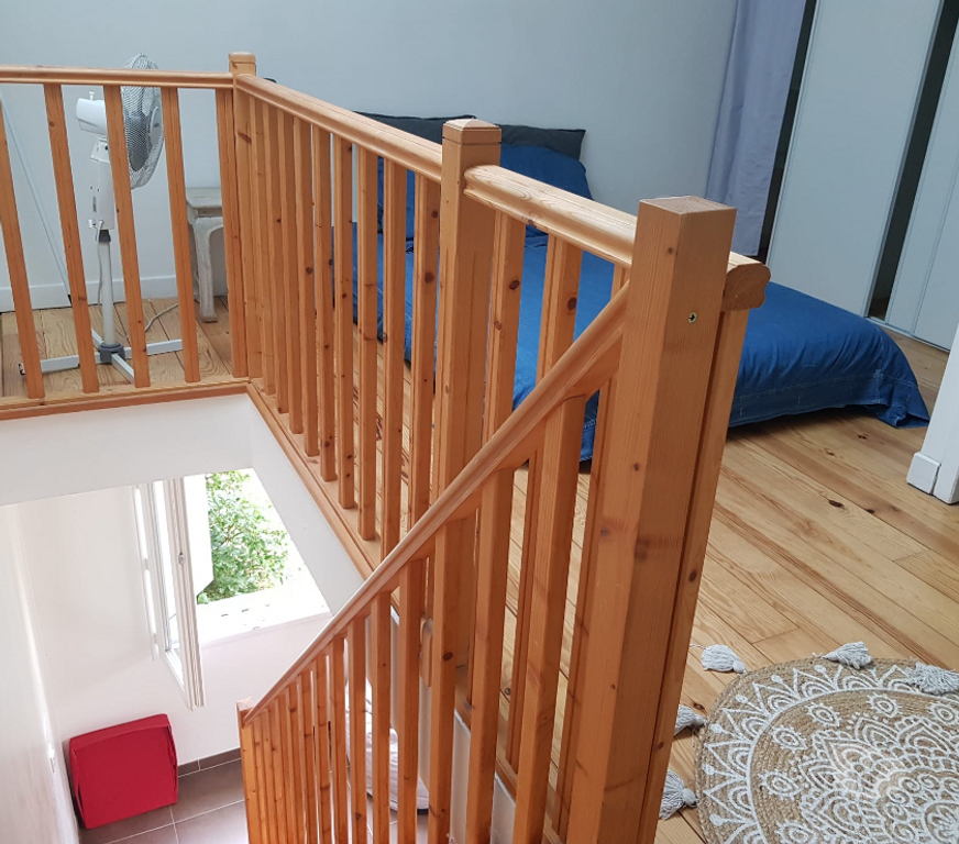 Location appartement Gironde Talence - 33400 - Photos Vivastreet T2 meublé avec petit jardin, proche université
