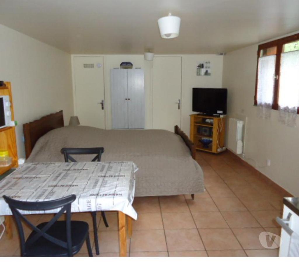 location saisonniere Yvelines Houilles - 78800 - Photos Vivastreet Studio indépendant 26m2 Houilles prés de Paris 40 euros