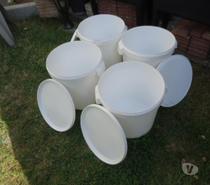 A houilles Seau en plastique Alimentaire 15 euros