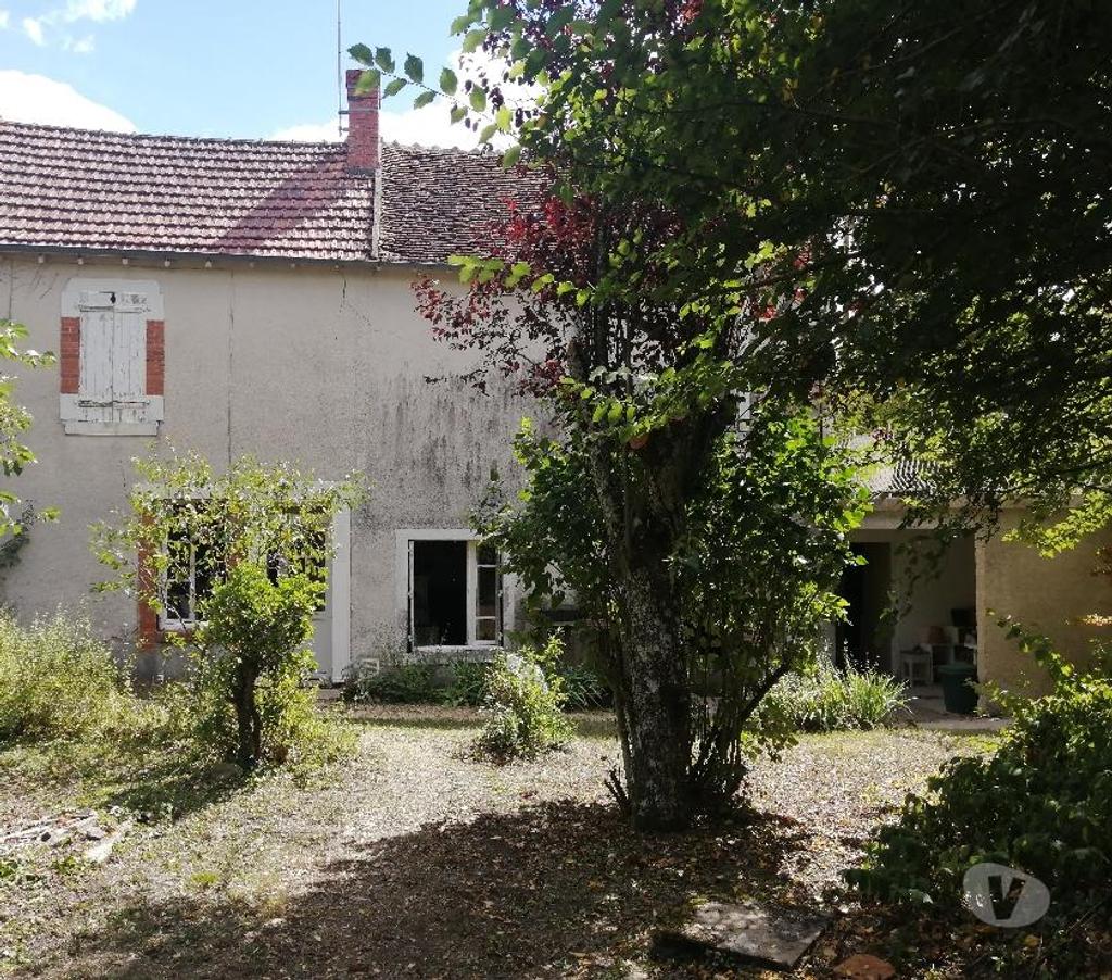 Vente Maison Cher La Celle Conde - 18160 - Photos Vivastreet Maison de Campagne depuis 100 ans avec piano !
