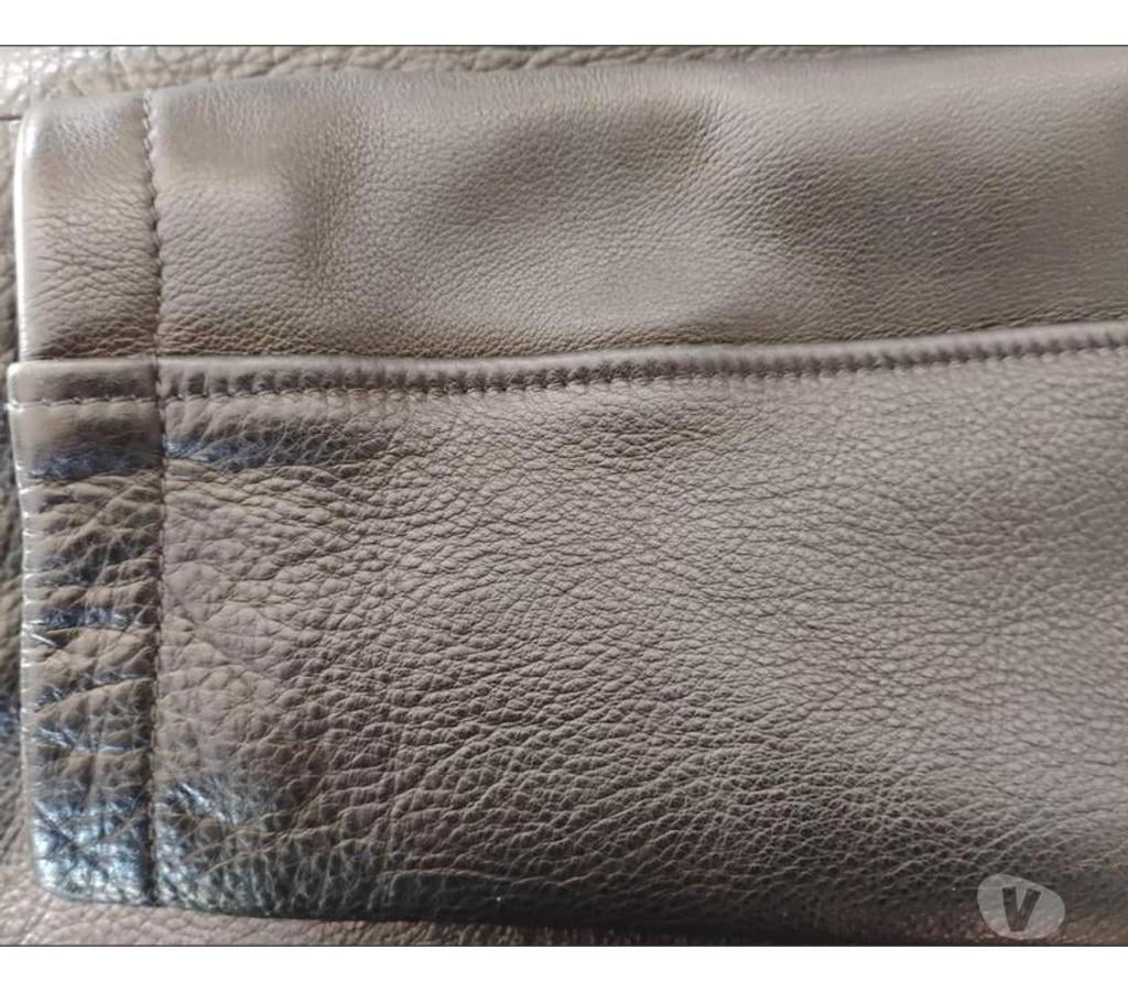 Vêtements occasion Vienne Buxerolles - 86180 - Photos Vivastreet Veste blouson Cuir marque originale Chevignon® Taille L