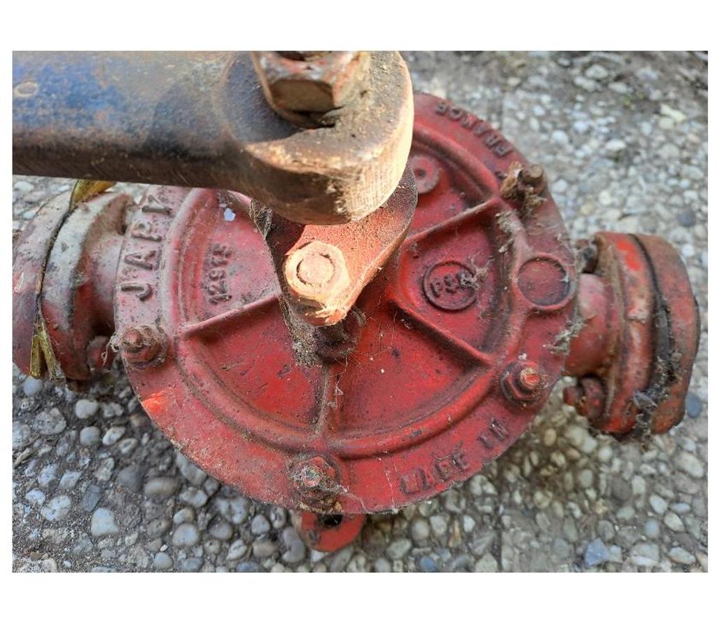  Seine-et-Marne Montceaux les Provins - 77151 - Photos Vivastreet pompe manuelle japy