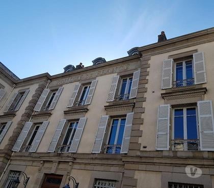Achat, location bureau Aurillac Cantal - Photos Vivastreet Immeuble polyvalent jusqu’à 600 m²