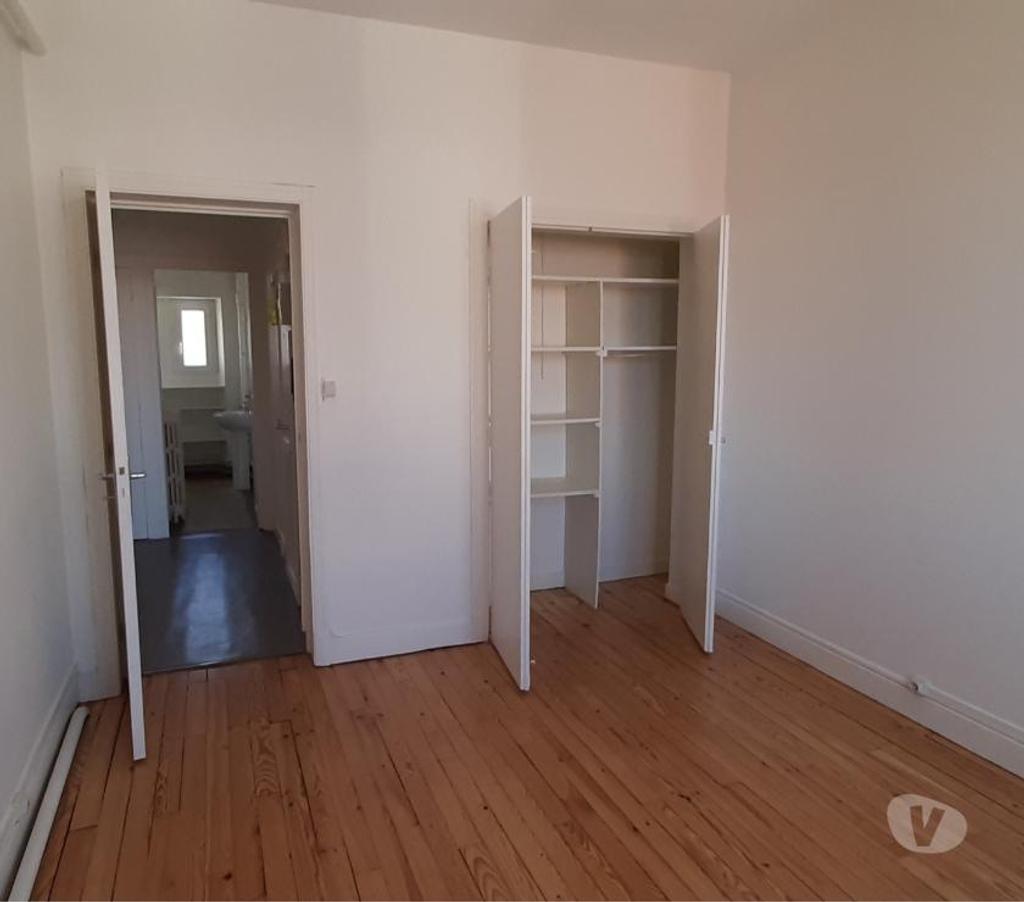 Location appartement Puy-de-Dôme Chamalieres - 63400 - Photos Vivastreet Location vide F2