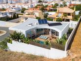 Villa moderne de 3+1 chambres avec piscine à Lagos