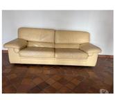 canapé haut de gamme simili cuir beige Design confortable