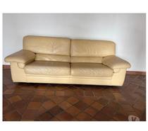 canapé haut de gamme simili cuir beige Design confortable