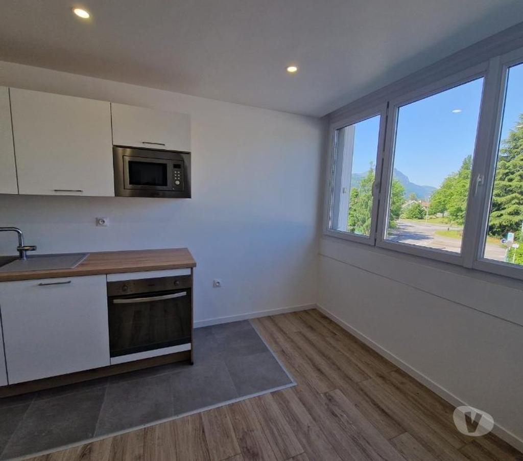 Appartements à vendre Haute-Savoie Thyez - 74300 - Photos Vivastreet Ventre Lumineux appartement rénové à neuf