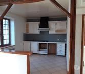 Bel maison caractère prox Morancez.. environ 1h de Paris,
