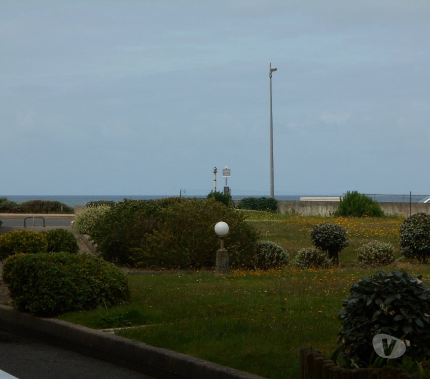 location saisonniere Vendée St Hilaire de Riez - Photos Vivastreet T2 (RDC)80m mer
