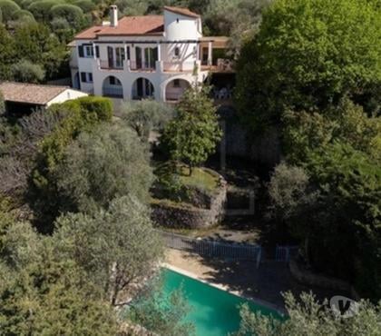 Maison à vendre Grasse Alpes-Maritimes - Photos Vivastreet VILLA d'architecte avec piscine et parc paysagé