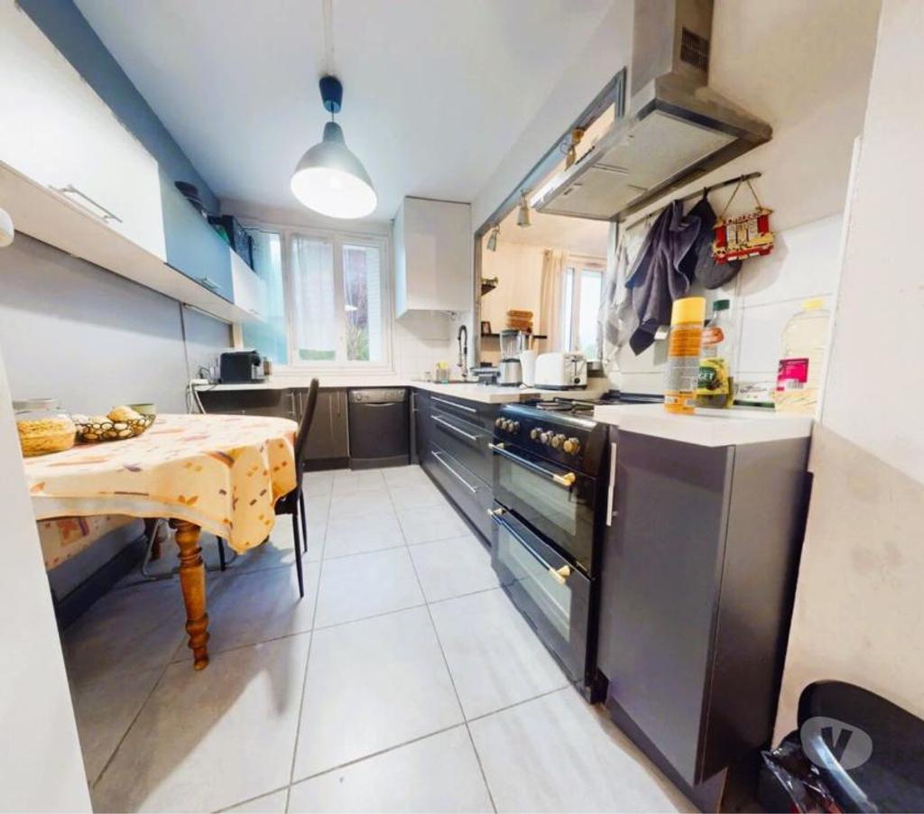 Appartements à vendre Isère Grenoble - Photos Vivastreet Charmant T2 Meublé Clés en Main à Grenoble.