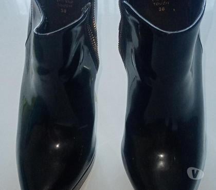 Chaussures et bottes occasion Velizy Villacoublay Yvelines - Photos Vivastreet BOTTINES SIMILI CUIR NOIR FEMME