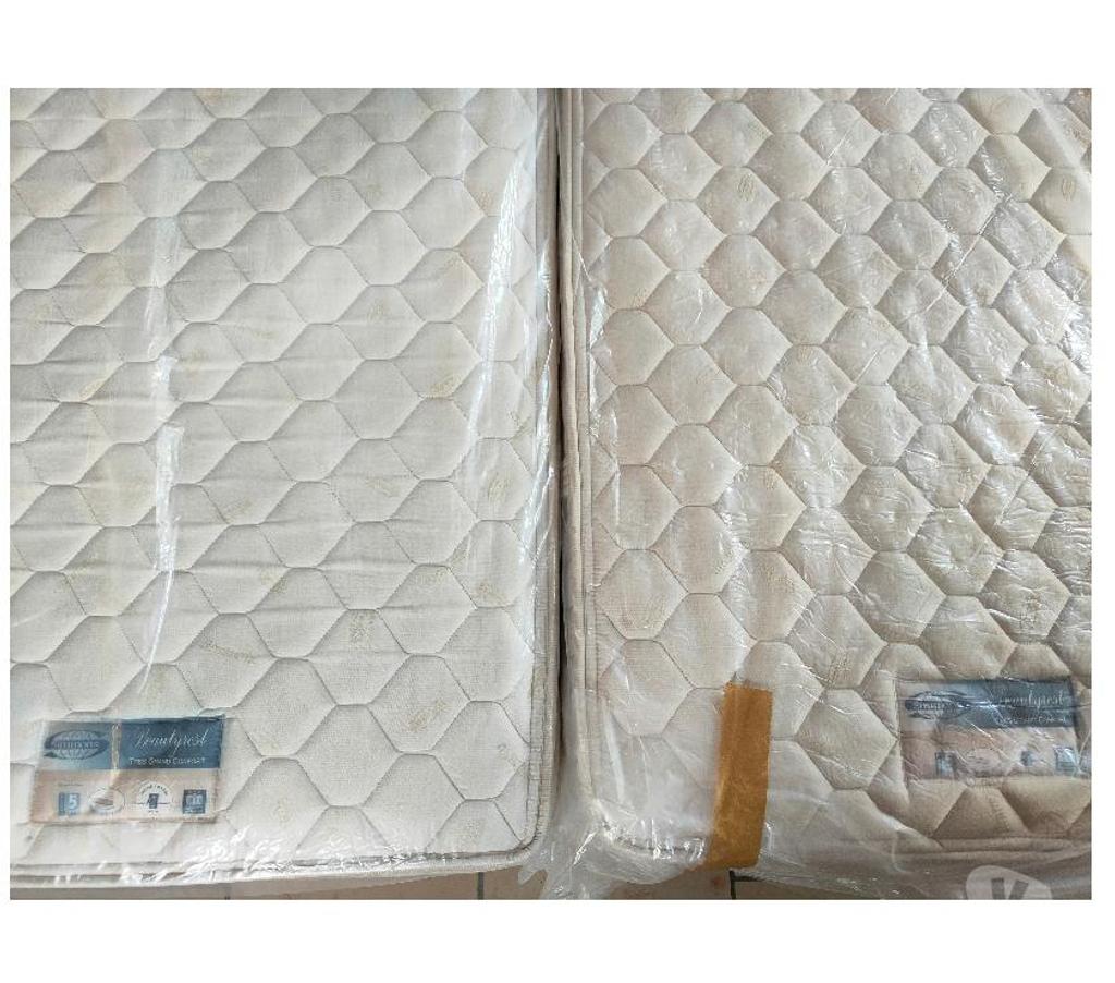Ameublement & art de la table Jura Foncine le Haut - 39460 - Photos Vivastreet SIMMONS matelas beige 190x90 ressorts ensachés 1 personne