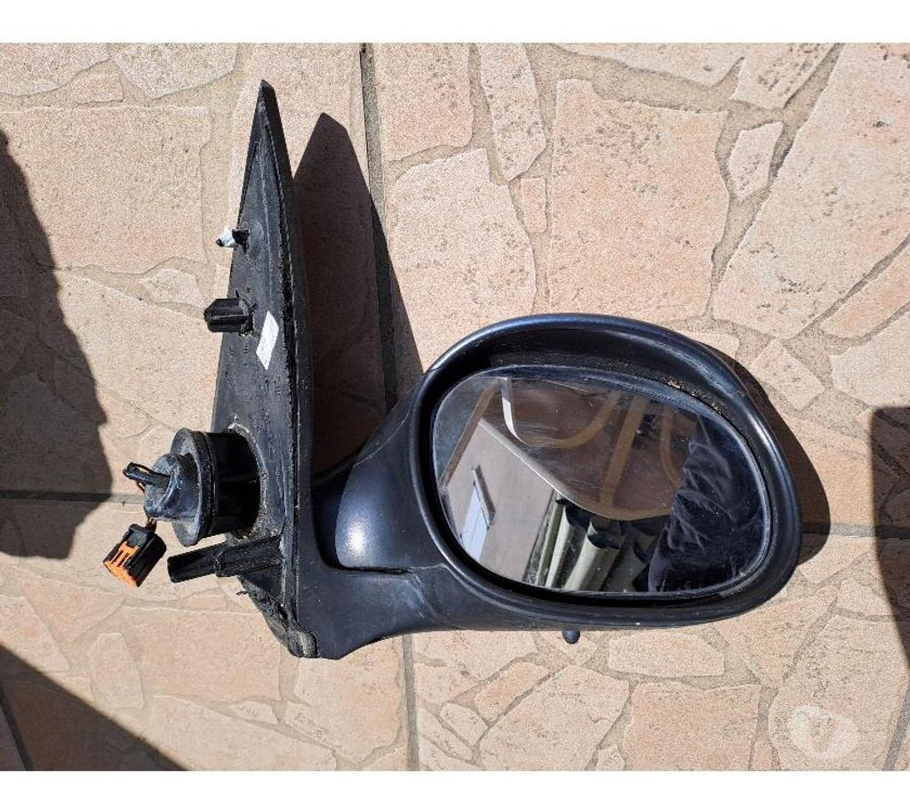 Pièces et services auto Seine-et-Marne Montceaux les Provins - 77151 - Photos Vivastreet peugeot 407 rétroviseur