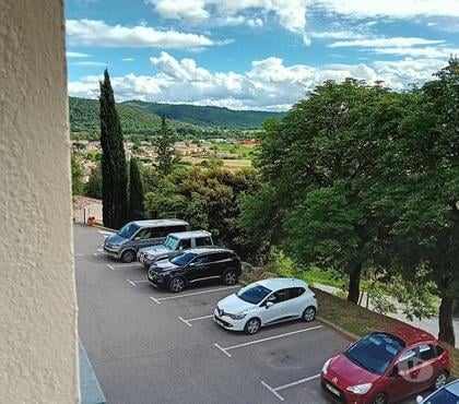 location saisonniere Greoux les Bains Alpes-de-Haute-Provence - Photos Vivastreet Studio Gréoux les bains