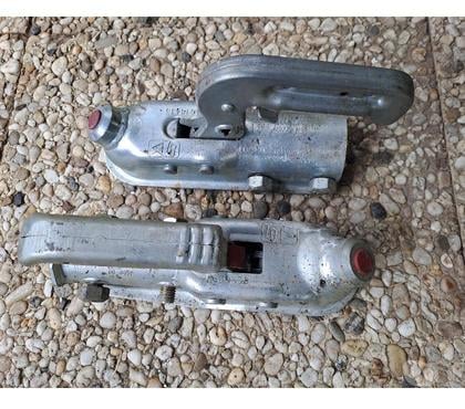 Bricolage - Jardin - Outillage Montceaux les Provins Seine-et-Marne - Photos Vivastreet attache remorque