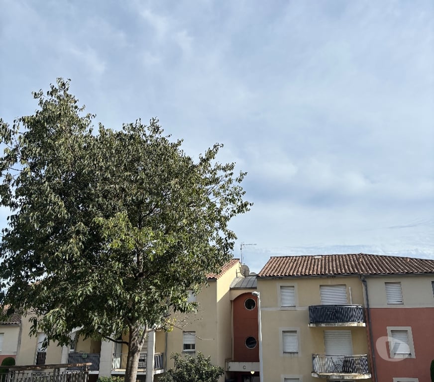 Location appartement Alpes-de-Haute-Provence Manosque - 04100 - Photos Vivastreet 2 PIECES CLIM 2 PARKINGS ensoleillé TERRASSE DIRECT PROPRIO