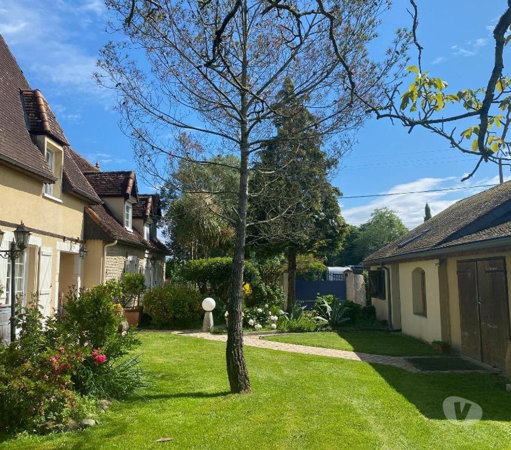 Vente Maison Pyrénées-Atlantiques Barinque - 64160 - Photos Vivastreet GENTILHOMMIERE entièrement rénovée. Proche PAU