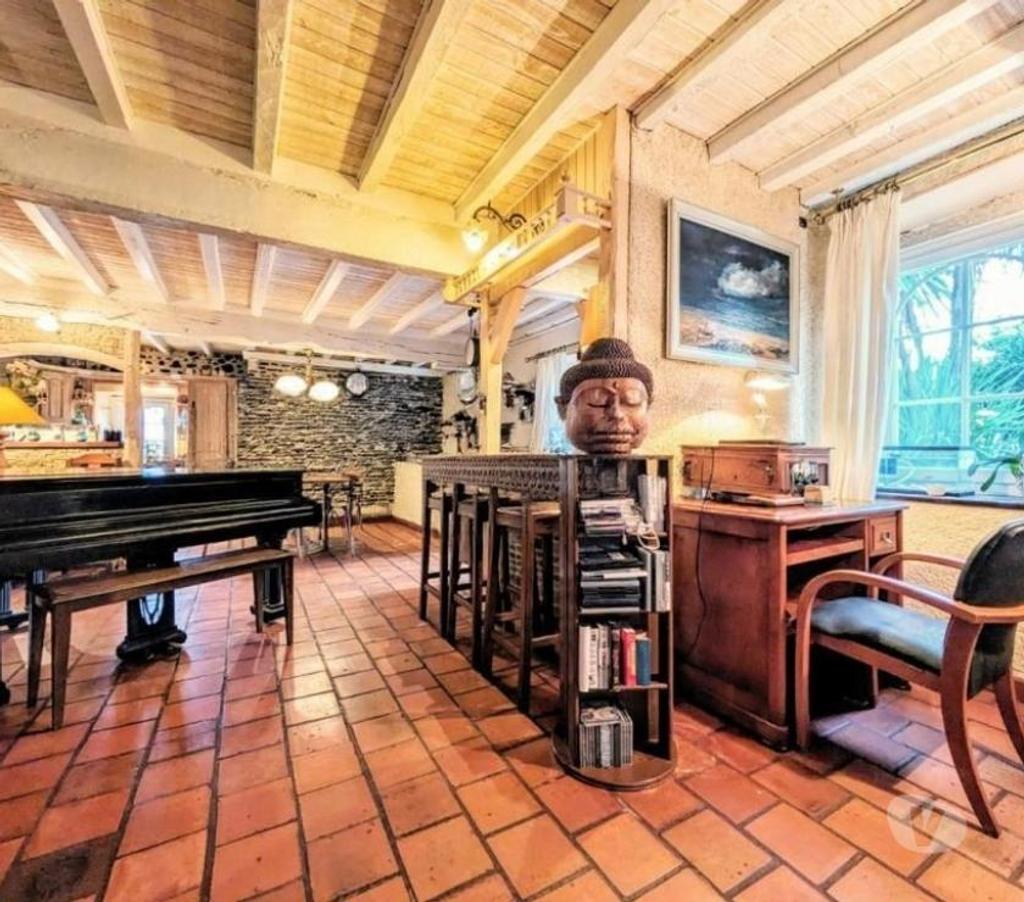 Vente Maison Pyrénées-Atlantiques Barinque - 64160 - Photos Vivastreet GENTILHOMMIERE entièrement rénovée. Proche PAU