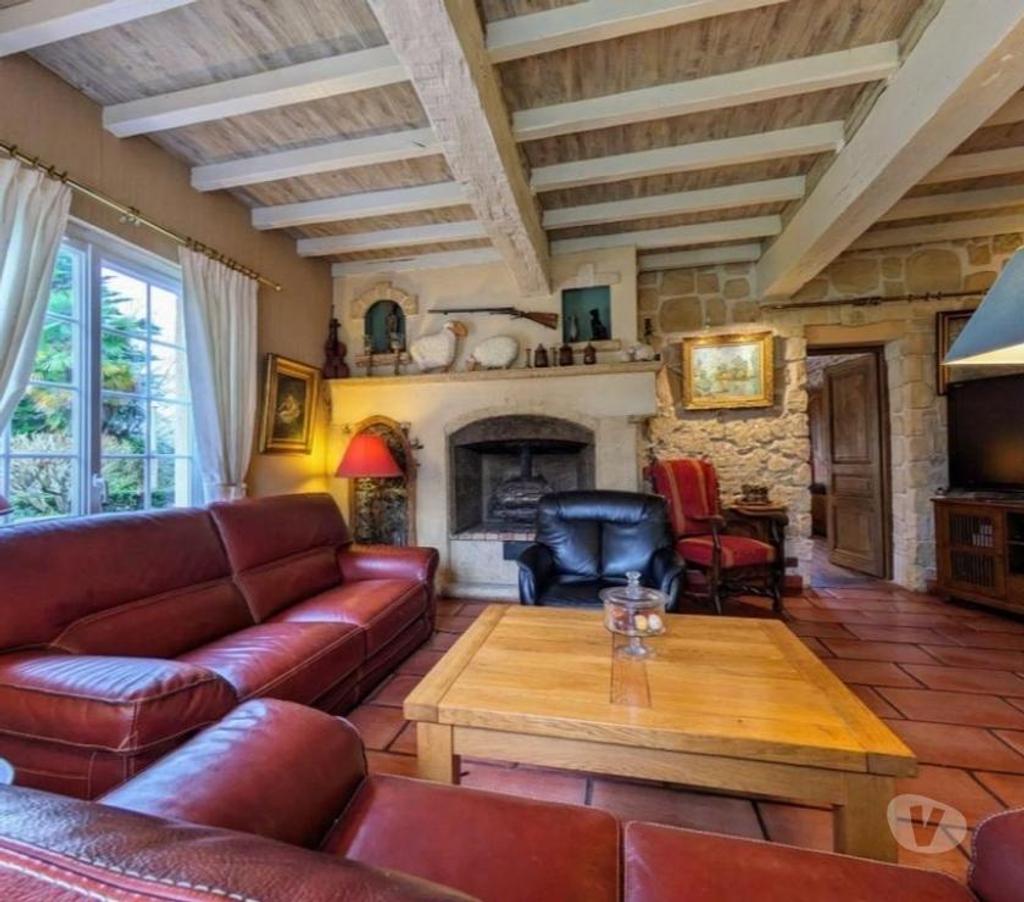 Vente Maison Pyrénées-Atlantiques Barinque - 64160 - Photos Vivastreet GENTILHOMMIERE entièrement rénovée. Proche PAU