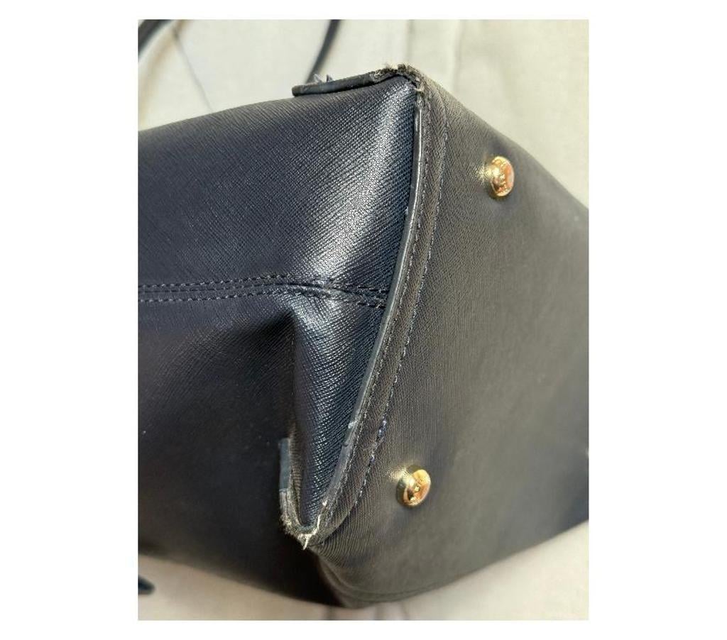 Accessoires - Bagagerie Nord Wasquehal - 59290 - Photos Vivastreet Sac à main Tommy Hilfiger (a restaurer)