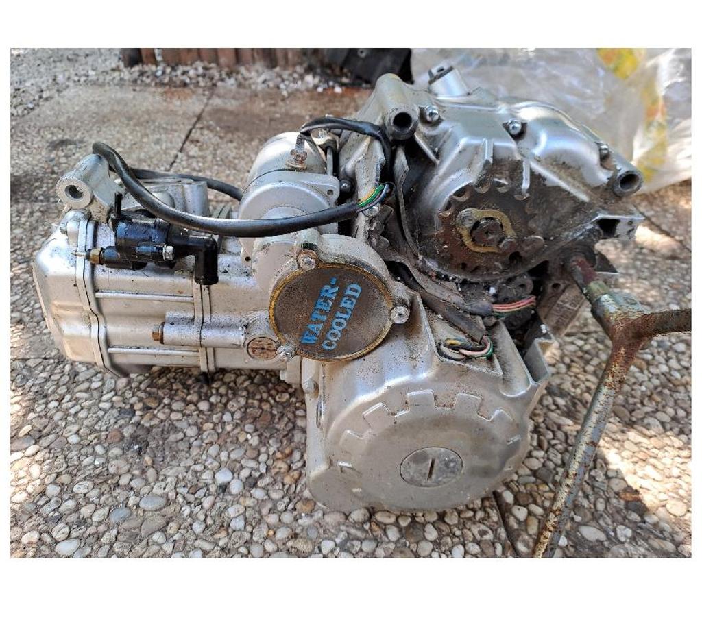  Seine-et-Marne Montceaux les Provins - 77151 - Photos Vivastreet water cooled moteur