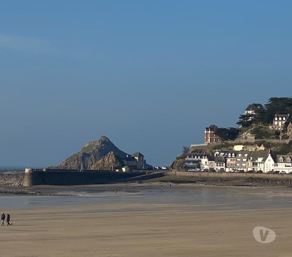 Vente Maison Côtes-d'Armor Pleneuf Val Andre - 22370 - Photos Vivastreet Superbe maison de 235 m2 en bord de mer