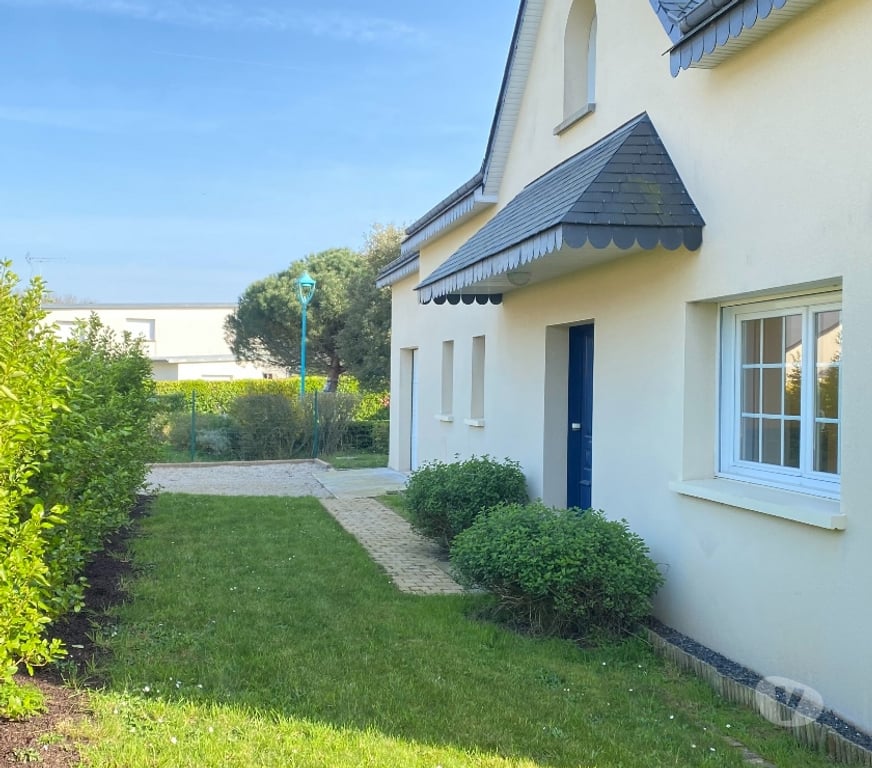 Vente Maison Côtes-d'Armor Pleneuf Val Andre - 22370 - Photos Vivastreet Superbe maison de 235 m2 en bord de mer
