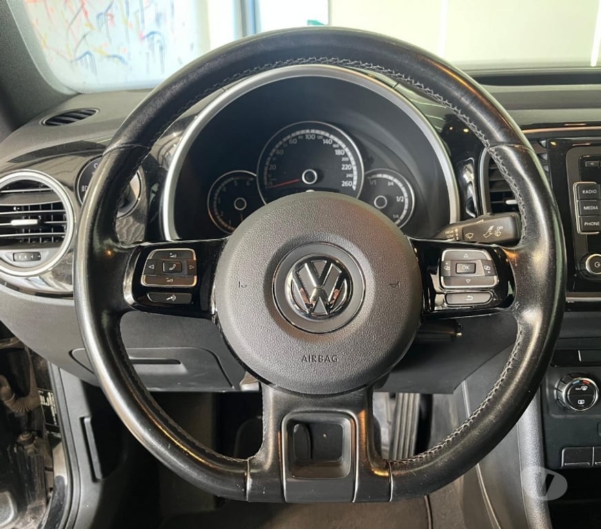 Voiture d'occasion Pyrénées-Orientales Perpignan - Photos Vivastreet Vw coccinelle CABRIOLET