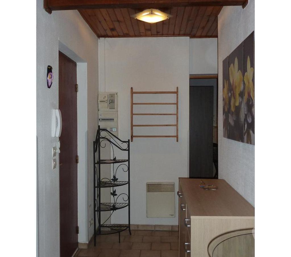 Appartement meublé Moselle Fameck - 57290 - Photos Vivastreet loc F2 gar meublé