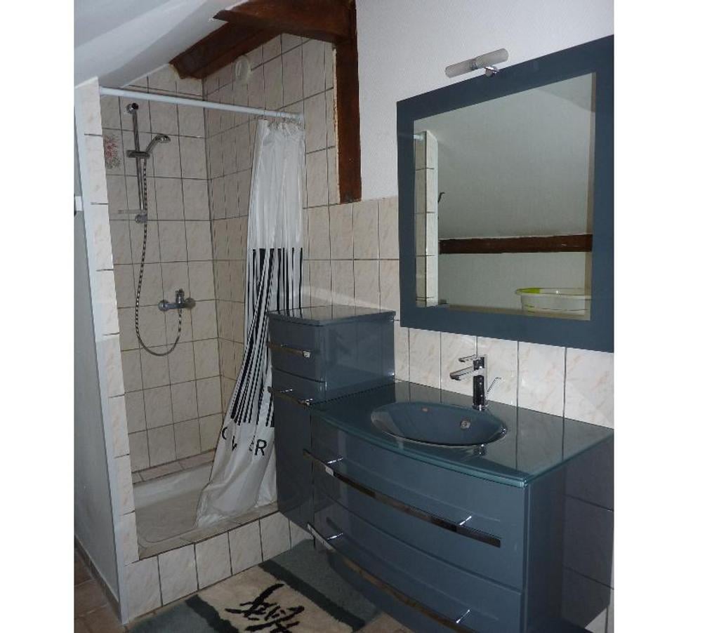 Appartement meublé Moselle Fameck - 57290 - Photos Vivastreet loc F2 gar meublé