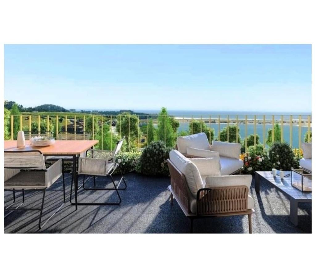 Appartements à vendre Portugal - Photos Vivastreet Appartement moderne 2 chambres avec vue sur le fleuve Douro