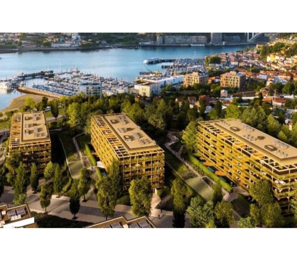 Appartements à vendre Portugal - Photos Vivastreet Appartement moderne 2 chambres avec vue sur le fleuve Douro