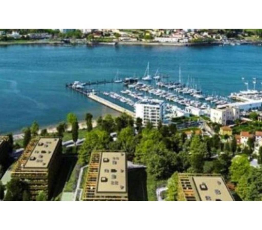 Appartements à vendre Portugal - Photos Vivastreet Appartement moderne 2 chambres avec vue sur le fleuve Douro