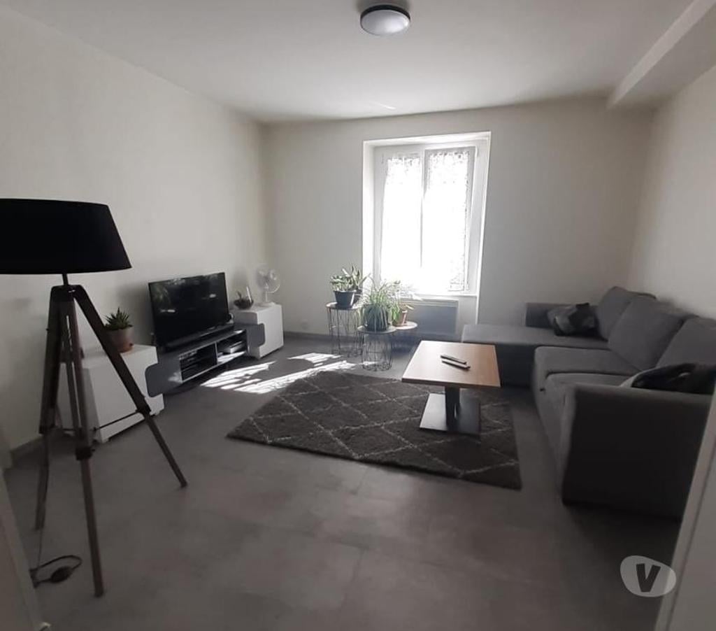 Appartements à vendre Doubs Besancon - 25000 - Photos Vivastreet Charmant appartement T3 refait à neuf à Besançon