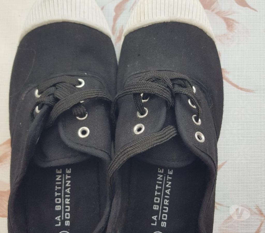 Chaussures Essonne Juvisy sur Orge - 91260 - Photos Vivastreet baskets noires femme