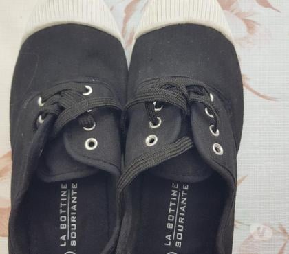 Chaussures et bottes occasion Juvisy sur Orge Essonne - Photos Vivastreet baskets noires femme