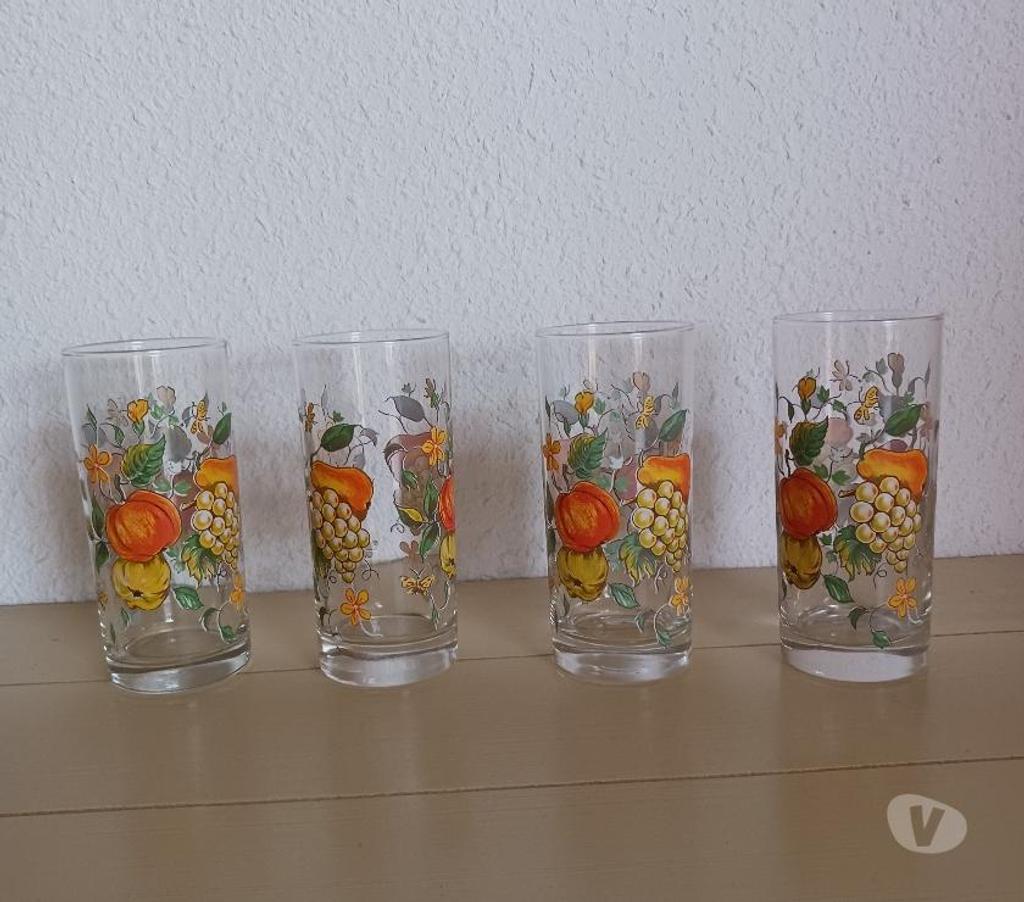 Ameublement & art de la table Gard Nimes - Photos Vivastreet Ensemble de verres avec panier