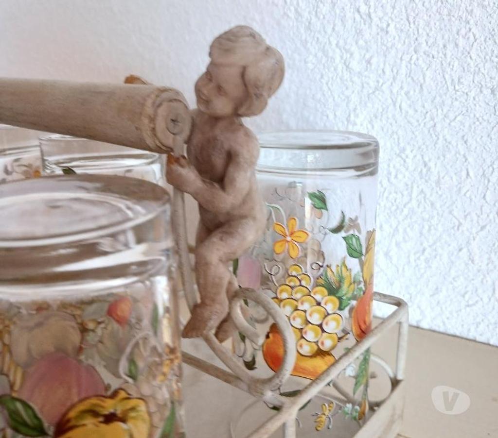 Ameublement & art de la table Gard Nimes - Photos Vivastreet Ensemble de verres avec panier