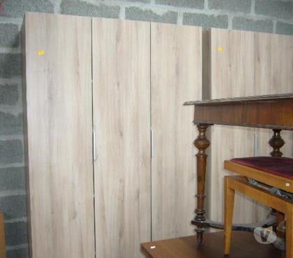 Ameublement - art de la table Sartrouville Yvelines - Photos Vivastreet Armoire 3 portes, promotion