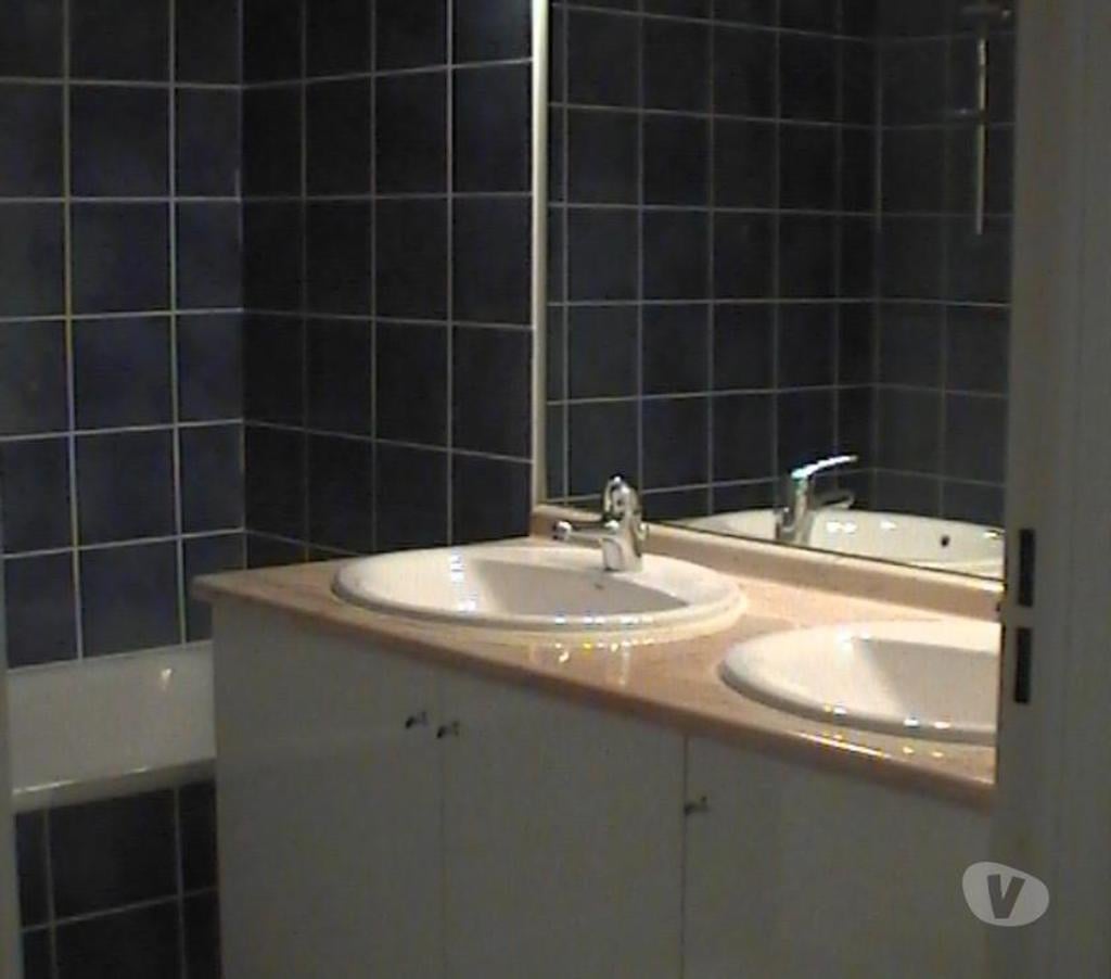 Location appartement Gard Les Angles - 30133 - Photos Vivastreet T3-Les Angles 3 Km d’Avignon-67m2-1 Box+1 parking